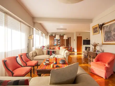 Departamento en Venta con 1 cocheras