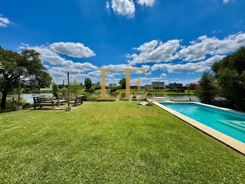 Casa en Venta de 5 dormitorios