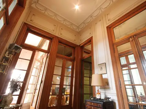 Departamento en Venta de 9 ambientes