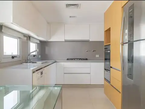 Departamento en Venta con 2 cocheras