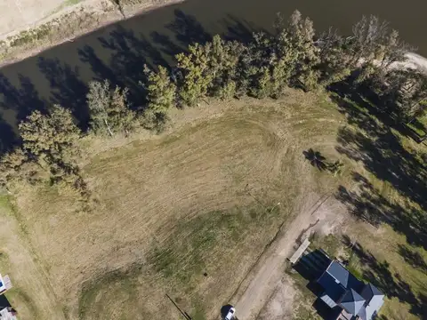 VENTA LOTE SOBRE EL RIO-CHACRAS DEL RINCON-CERRADO