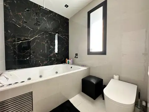 Casa en Venta en Pilar Del Este, USD 350.000