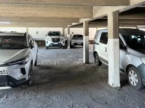 VENTA COCHERA  ZONA CENTRO