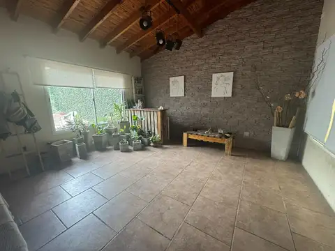 Casa en Venta en Mataderos, USD 140.000