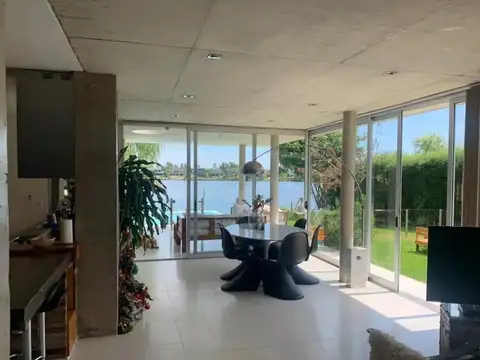 Casa 5 Amb a la Laguna con Muelle Barrio San Agustin