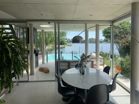 Aristobulo Del Valle 4500