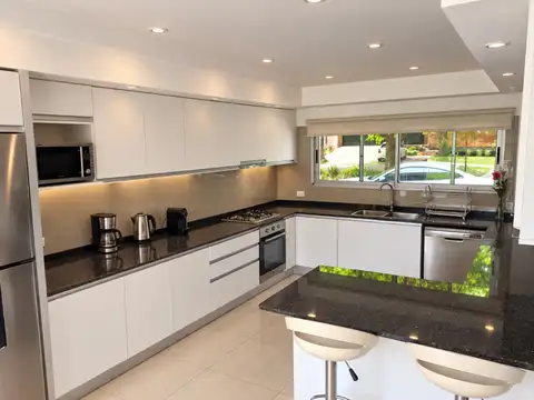 Casa en Venta en Ibarlucea, USD 600.000