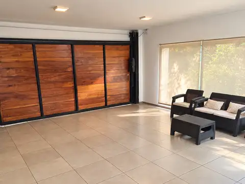 Venta Casa de 5 dormitorios, Parque, Piscina