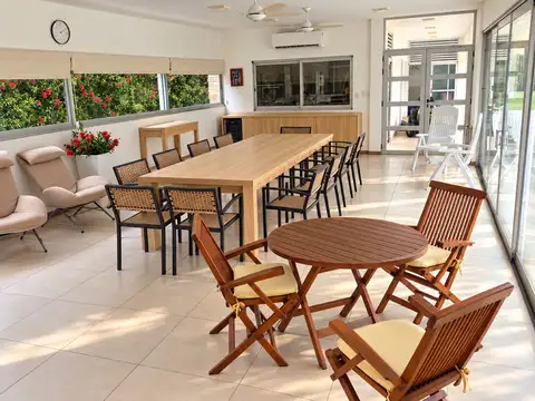 Casa en Venta de 5 dormitorios