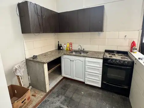 Depto Tipo Casa en Alquiler en Villa Lynch, $ 950.000