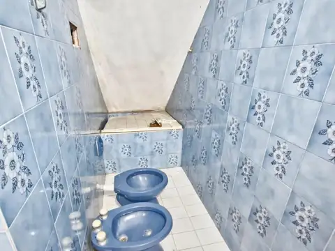 Depto Tipo Casa en Alquiler con 1 cocheras