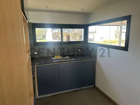 Casa en Alquiler de 3 dormitorios