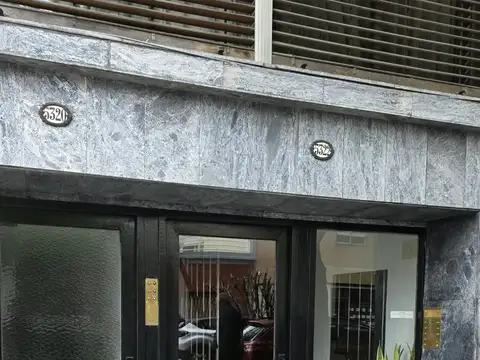 DEPTO. 2 AMBIENTES Y MEDIOS A MTS. DE LOPE DE VEGA -  PLANTA BAJA