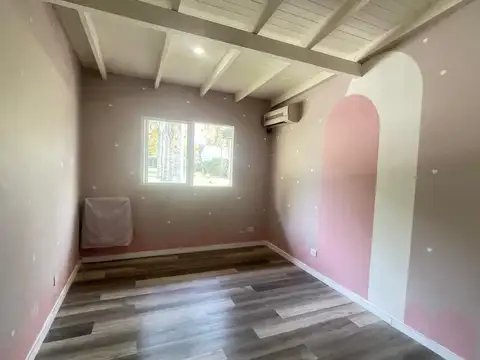 Casa en Venta con 6 cocheras