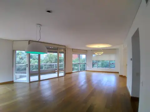 Excelente 4 ambientes con 1 cocheras, zona residencial!