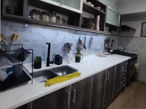 Depto Tipo Casa en Venta con 1 cocheras