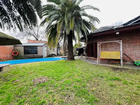 Casa en Venta con 1 cochera
