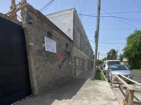 Julian perez 500, Piso 1