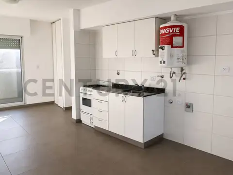 Venta Monoambiente con balcón al frente en Cinco Esquinas, Rosario