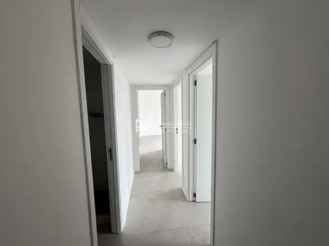 Departamento 4 ambientes con 2 baños