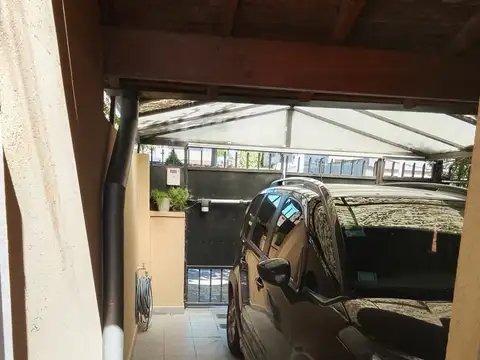 Depto Tipo Casa en Venta de 4 ambientes