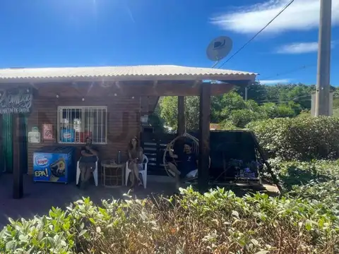Casa en Barrio Las Dunas + fondo de comercio.