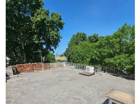 Depto Tipo Casa en Venta de 7 ambientes