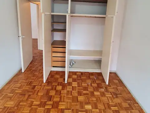 Avenida Hipólito Yrigoyen 2100, Piso 6