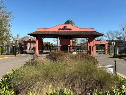 CASA EN VENTA EN PILAR