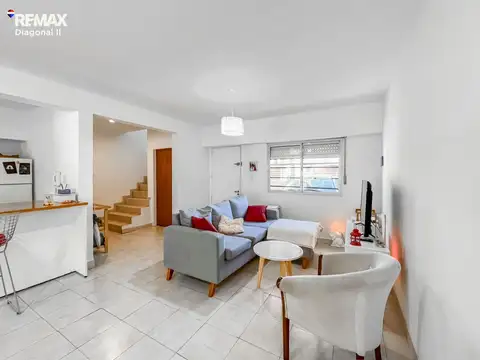 Depto Tipo Casa en Venta de 3 ambientes