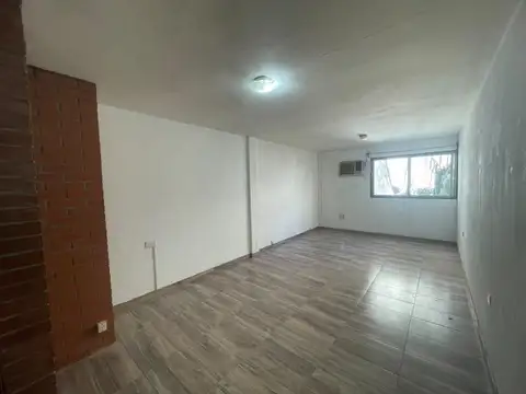 MONOAMBIENTE  EN MUY BUENA UBICACION