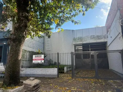 Galpon de 190 m² con oficina y baño
