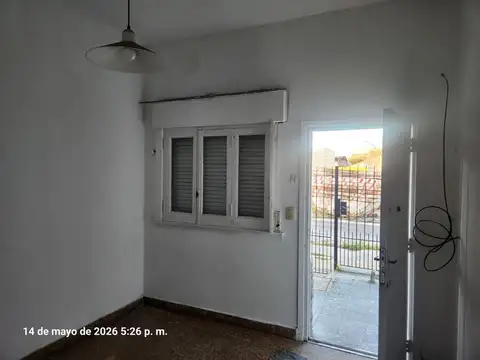 Depto Tipo Casa en Alquiler de 2 ambientes
