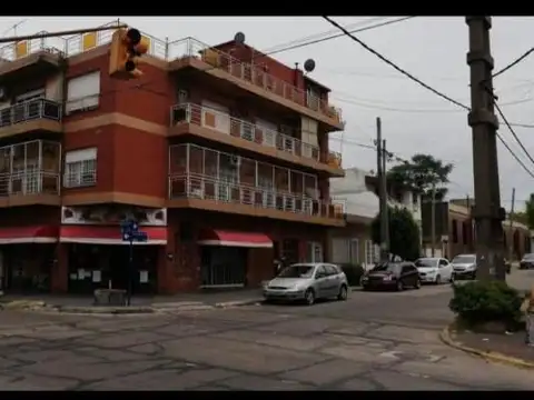 LISANDRO DE LA TORRE 1400