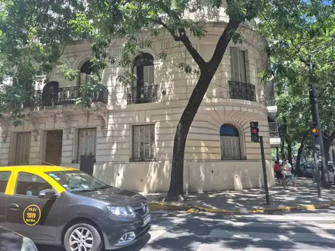 PH 4 AMBIENTES EN CABALLITO CON  TERRAZA PROPIA