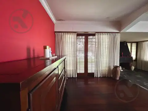 VENTA | CASA 4 AMBIENTES CON QUINCHO | ZONA AEROPUERTO