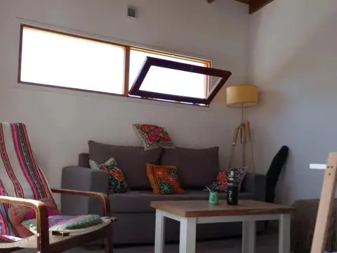 Depto Tipo Casa en Alquiler de 2 dormitorios