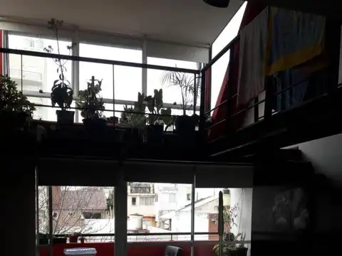 Los Pirineos e/ Avenida Juan B. Justo y Galicia
