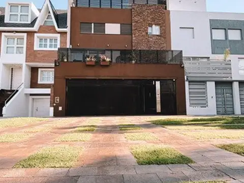 Excelente casa a la Venta en Barrio Naon