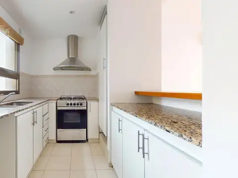 Departamento de 2 dormitorios en venta en La Plata