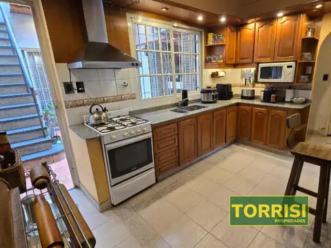 VENTA CASA 5AMB 220m2 TERRAZA QUINCHO LOTE PROP NUMANCIA 400