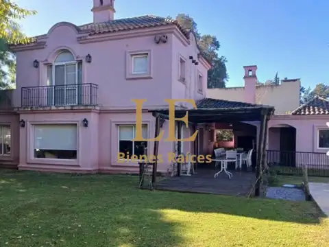 Casa en Alquiler en El Bosque, USD 1.500