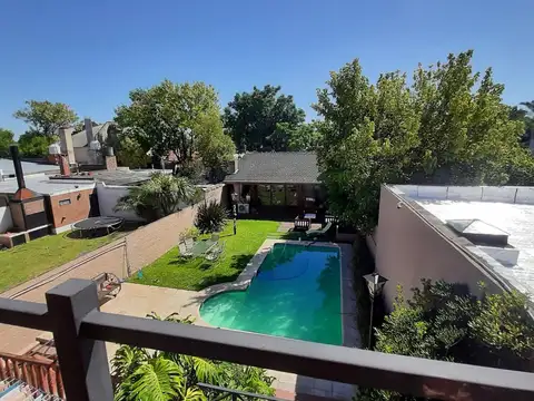DESTACADA CASA EN VENTA CAMPANA