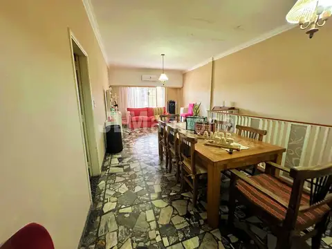 Depto Tipo Casa en Venta de 5 ambientes