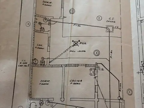 Casa 3 ambientes con 1 baño