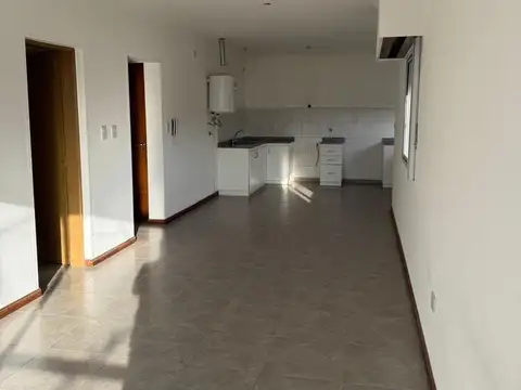 Departamento en Alquiler en Trenque Lauquen, $ 550.000