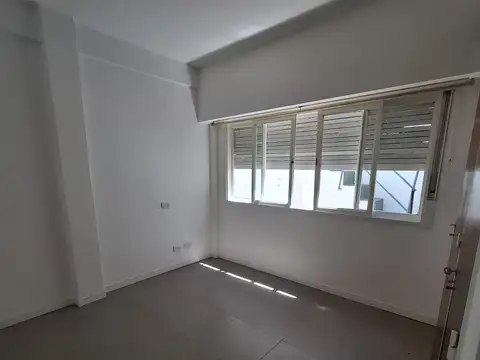 Departamento en Alquiler en Villa Maipu, $ 900.000