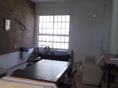 Excelente Galpon 500 Mtrs.2  Mas Vivienda 4 Amb. u  Ofis. en 1* Piso