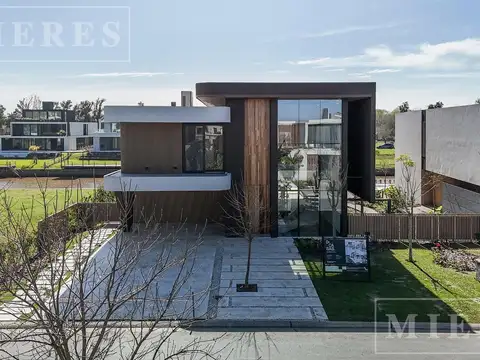 Casa en Alquiler de 5 dormitorios