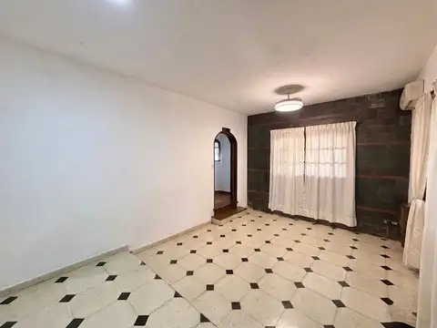 Casa 3 ambientes con 2 baños
